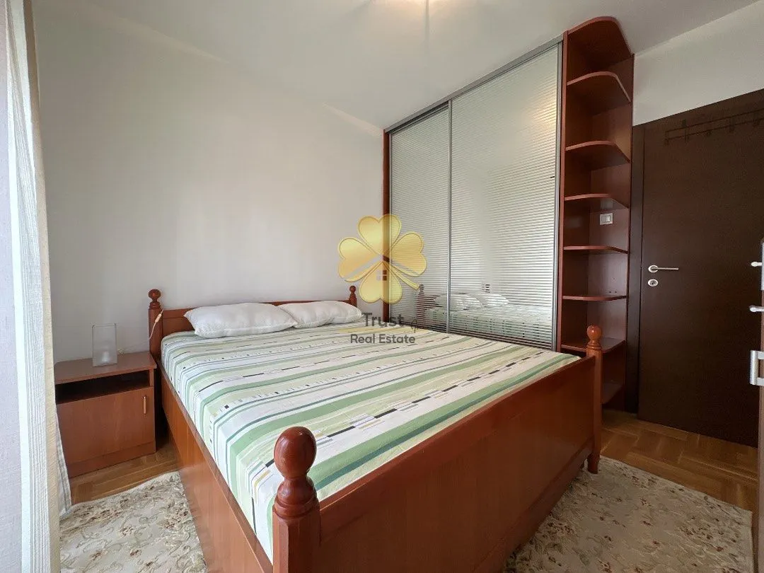 Rent, two bedroom apartment, 75m², Blok 9, Podgorica