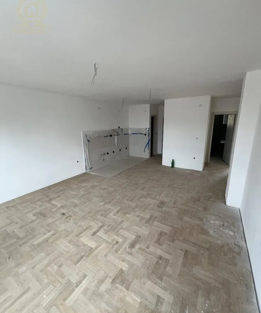 Prodaja, četvorosoban stan, 75m², Medijana, Niš