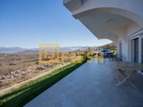 Prodaja, kuća, 250m², Ostalo, Podgorica - image 2