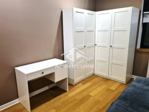 Izdavanje, trosoban stan, 85m², Novi Beograd Blok 67, Novi Beograd Sve Podlokacije - image 12