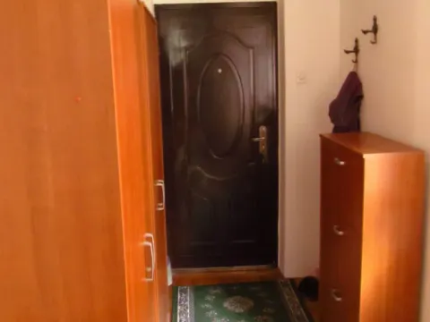 Izdavanje, trosoban stan, 59m², Novo naselje, Novi Sad - image 11