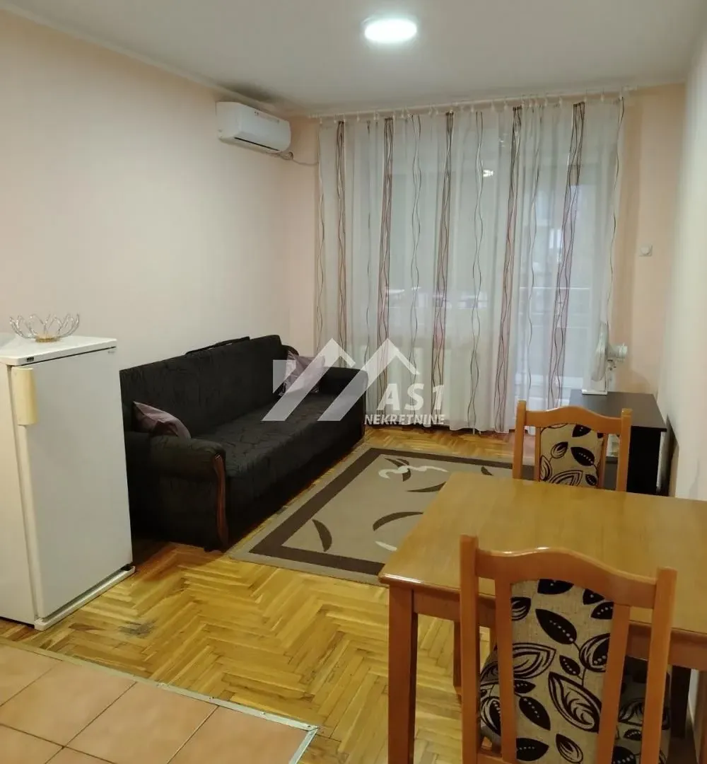 Izdavanje, stan, 29m², Detelinara, Novi Sad Sve Podlokacije