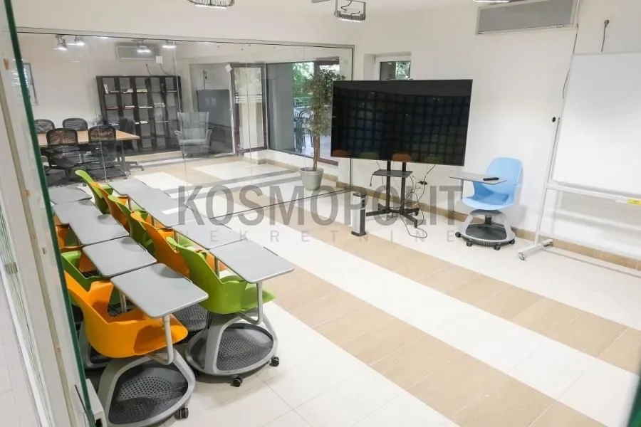 Sale, office space, 315m², Voždovac Sve Podlokacije, Beograd