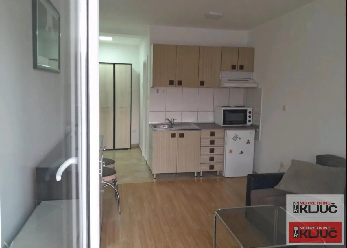 Rent, studio apartment, 27m², Salajka, Novi Sad Sve Podlokacije