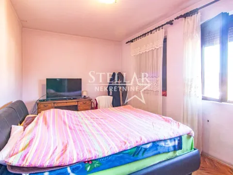 Izdavanje, kuća, 160m², Masline, Podgorica - image 2