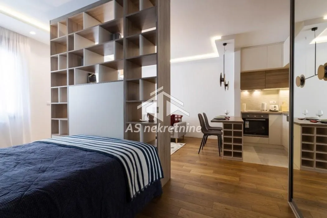 Rent, one bedroom apartment, 37m², Čubura, Beograd