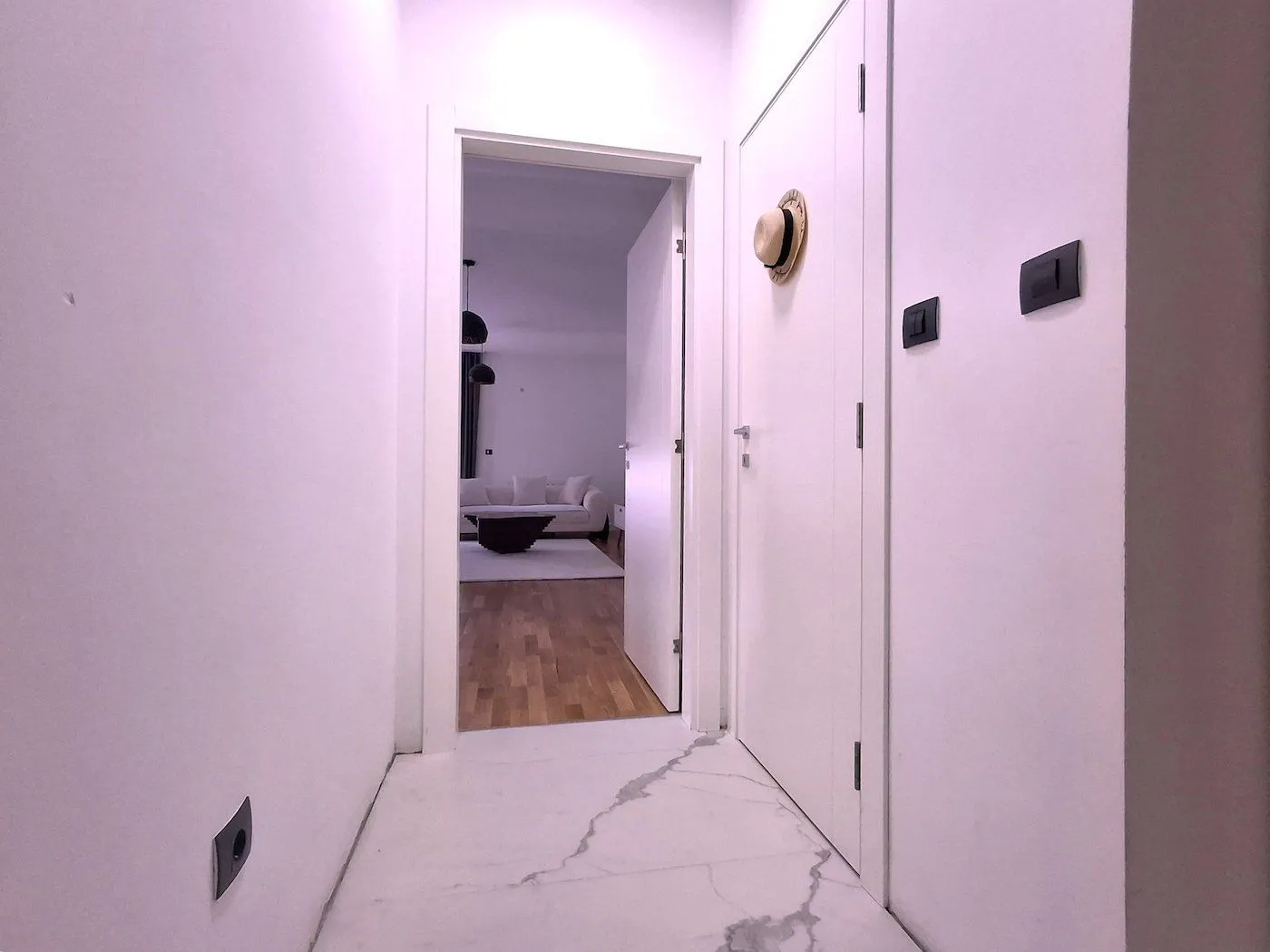 Rent, apartment, 100m², Dalmatinska ulica, Podgorica