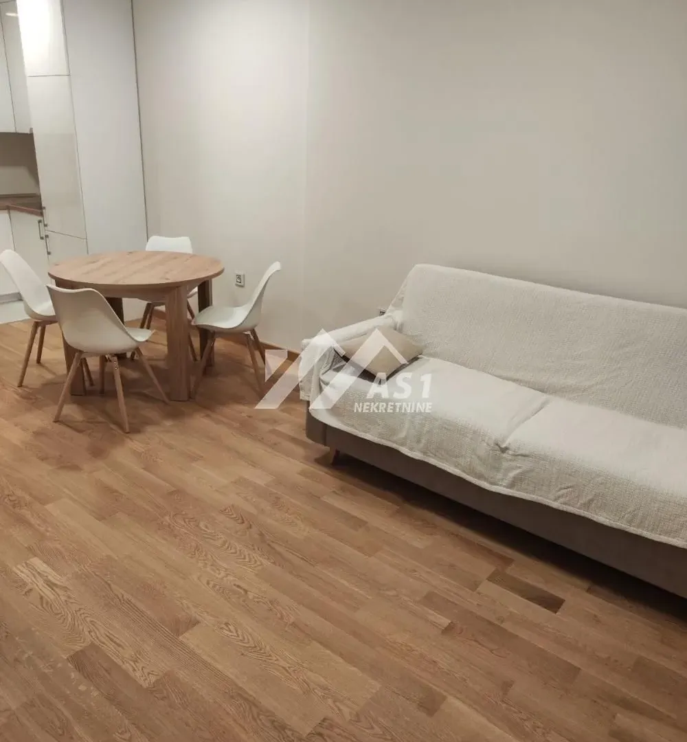 Izdavanje, dvosoban stan, 45m², Grbavica, Novi Sad Sve Podlokacije