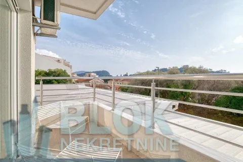Prodaja, dvosoban stan, 60m², Petrovac, Budva - image 10