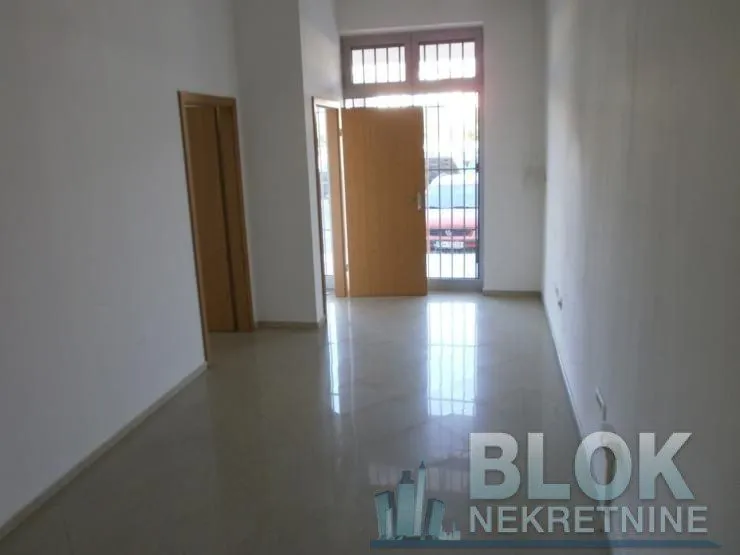 Rent, office space, 85m², Stari Aerodrom, Podgorica