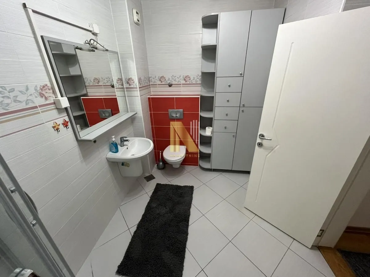 Izdavanje, trosoban stan, 69m², Bulevar Oslobodjenja, Novi Sad Sve Podlokacije