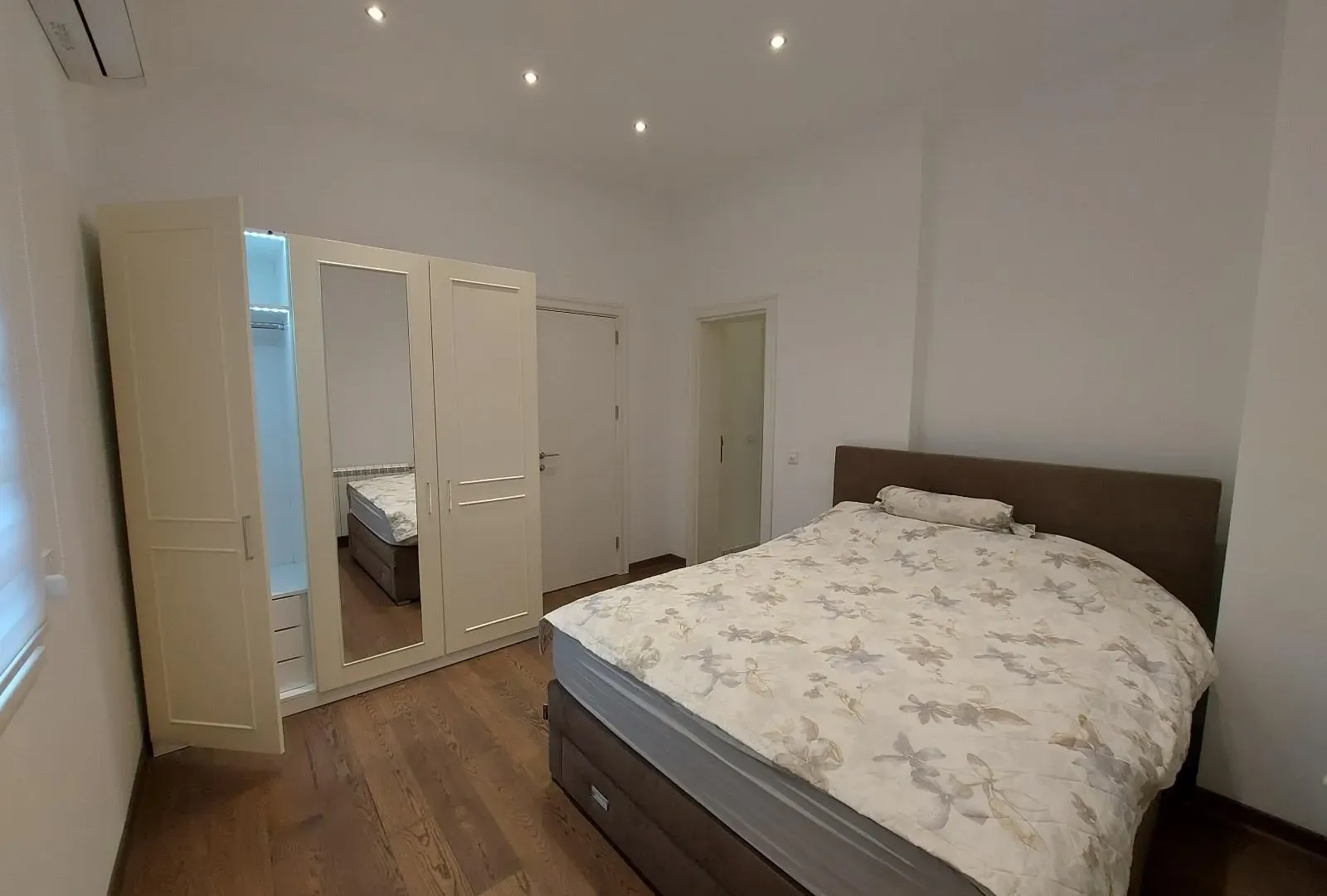 Sale, apartment, 124m², Stari Grad, Beograd