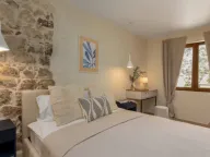 Rent, house, 170m², Škaljari, Kotor - image 3