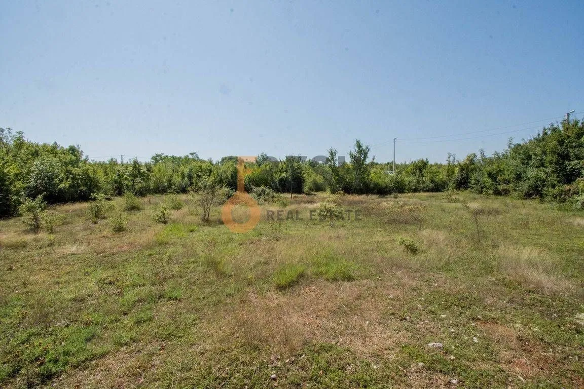 Prodaja, plac, 2100m², Danilovgrad, Crna Gora