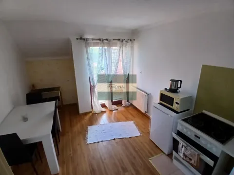 Prodaja, jednosoban stan, 40m², Kajsijar, Jagodina - image 8