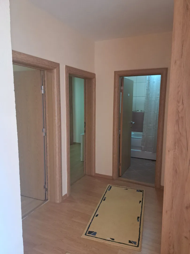 Rent, two bedroom apartment, 68m², Cetinje, Crna Gora