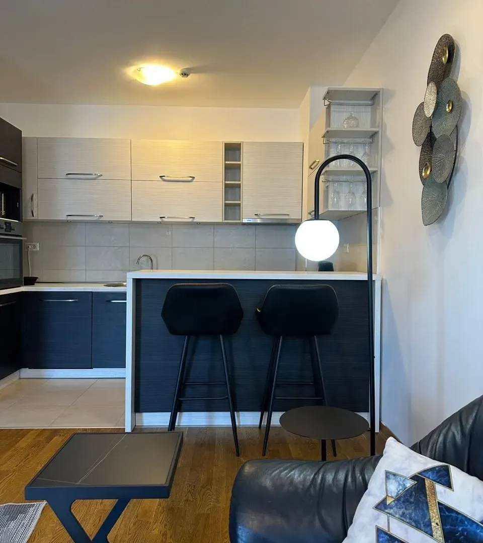 Rent, two bedroom apartment, 64m², City Kvart, Podgorica