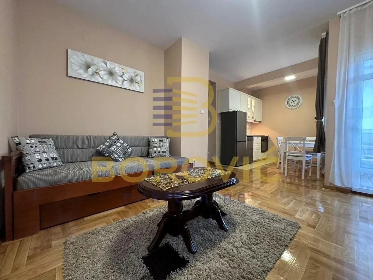 Rent, two bedroom apartment, 46m², Voždovac Sve Podlokacije, Beograd