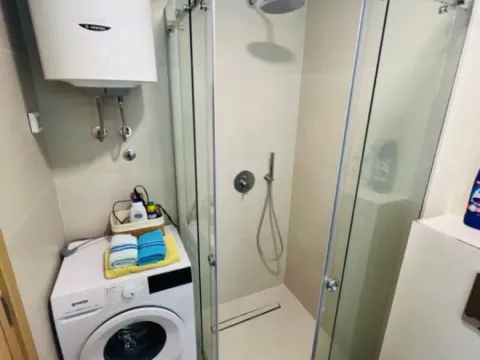 Izdavanje, jednosoban stan, 45m², New City, Podgorica - image 6