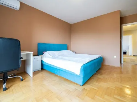 Sale, three bedroom apartment, 90m², Budva, Crna Gora - image 22