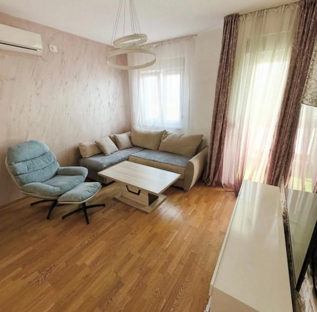 Izdavanje, jednosoban stan, 43m², Zagorič, Podgorica