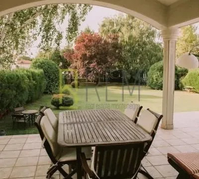 Sale, house, 460m², Zagorič, Podgorica - image 8