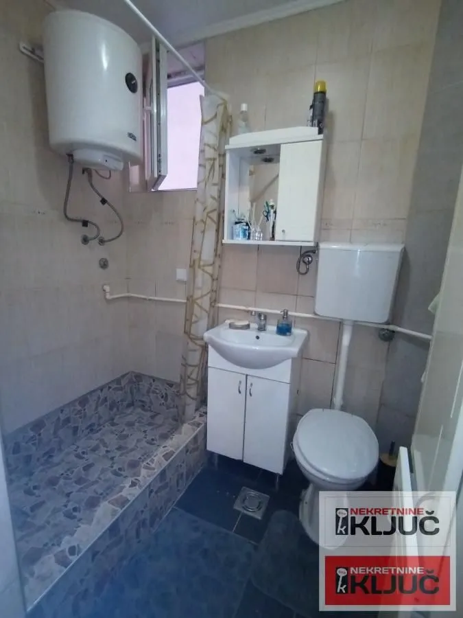 Prodaja, trosoban stan, 52m², Klisa, Novi Sad Sve Podlokacije