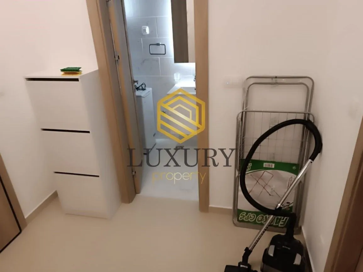 Izdavanje, jednosoban stan, 54m², Master Kvart, Podgorica