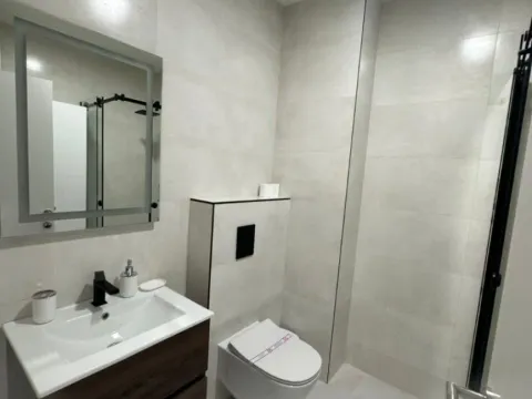 Sale, one bedroom apartment, 54m², Bečići, Budva - image 5