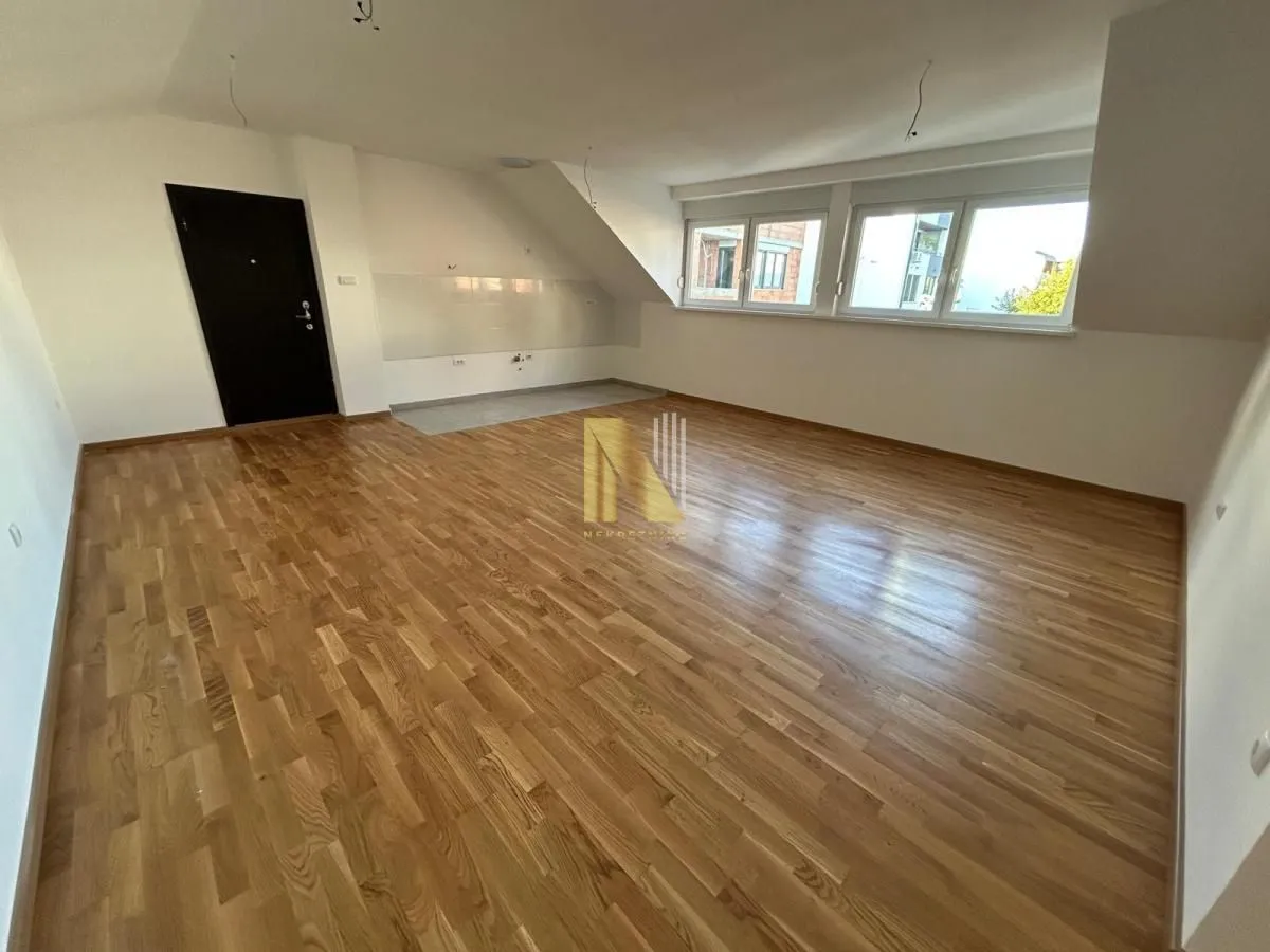 Prodaja, trosoban stan, 90m², Telep, Novi Sad Sve Podlokacije
