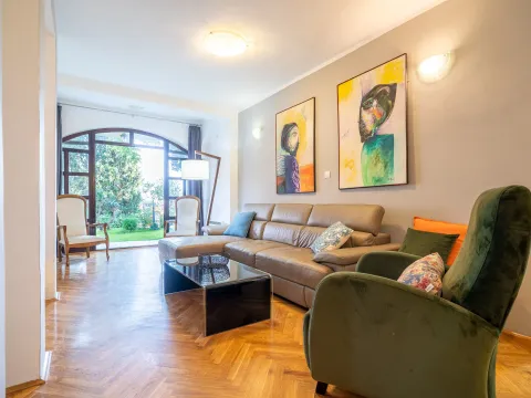 Izdavanje, stan, 118m², Gorica C, Podgorica - image 8