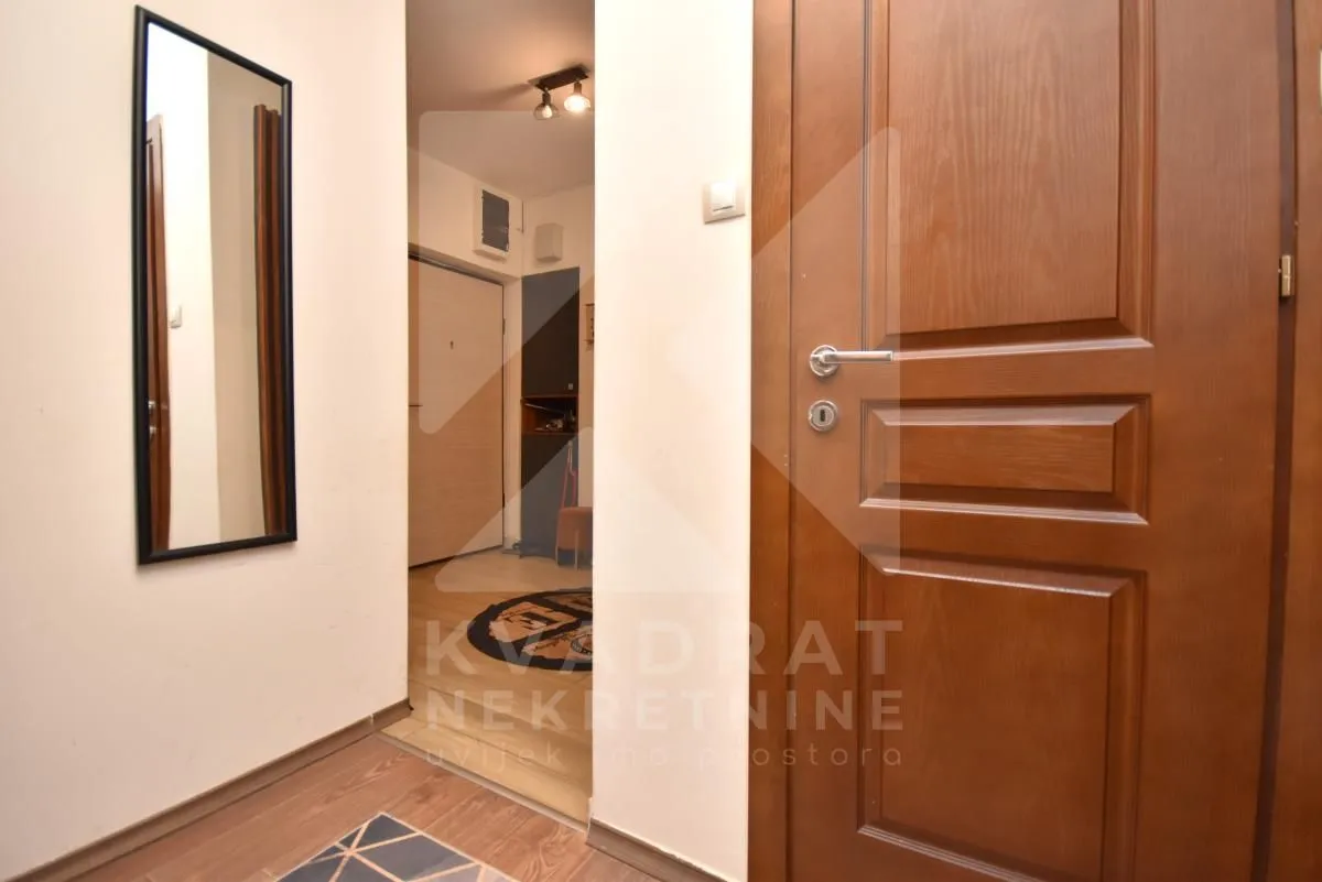 Prodaja, trosoban stan, 98m², Tuški Put, Podgorica