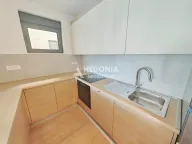 Izdavanje, dvosoban stan, 82m², Autokomanda, Voždovac Sve Podlokacije - image 7