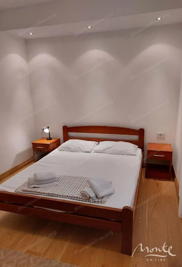 Sale, office space, 950m², Bečići, Budva