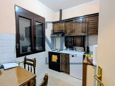 Sale, house, 75m², Zlatica, Podgorica - image 8
