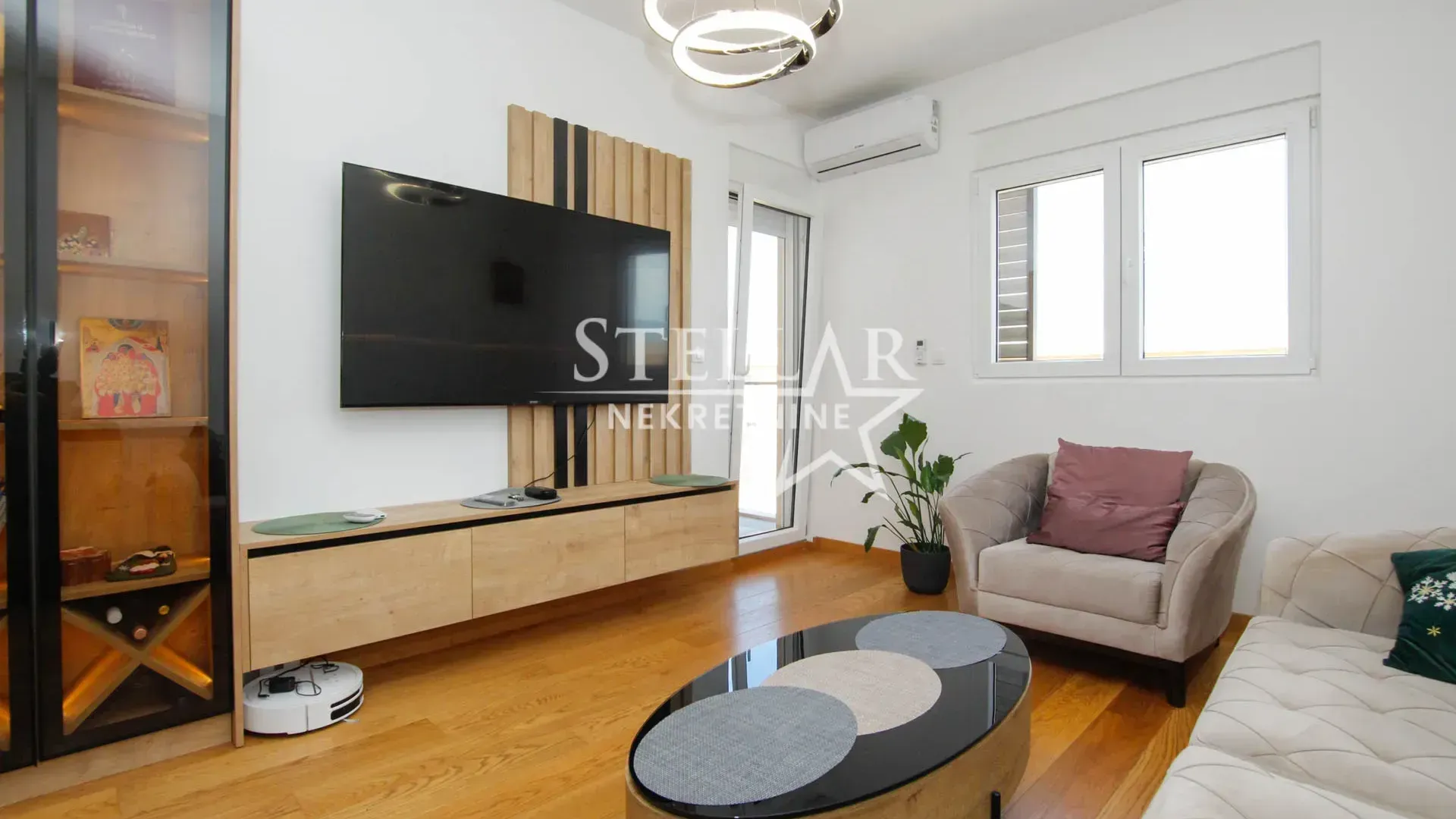 Prodaja, jednosoban stan, 45m², New City, Podgorica