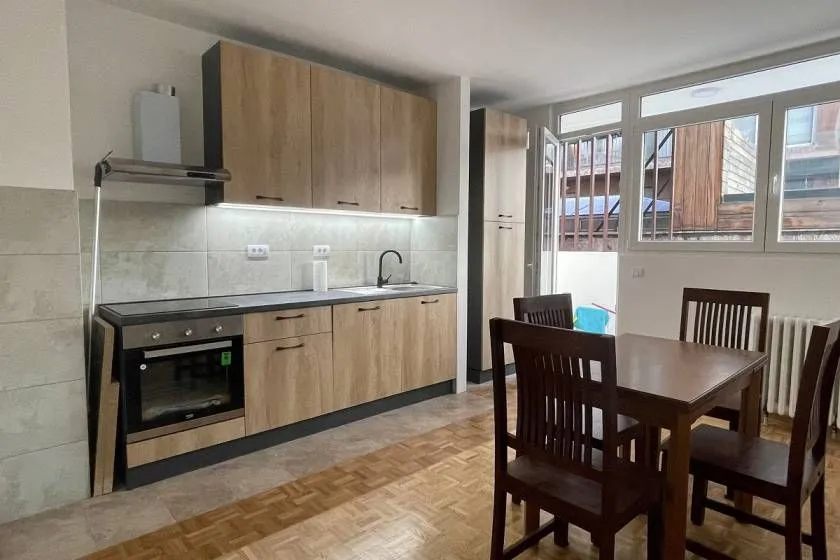 Rent, two bedroom apartment, 57m², Čukarica, Beograd