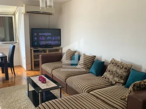 Prodaja, trosoban stan, 86m², Centar, Podgorica - image 13