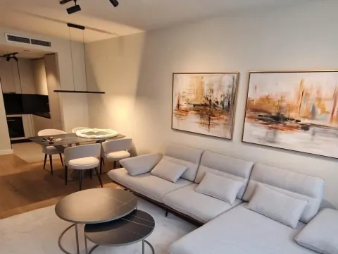 Stan in Novi Beograd Blok 65