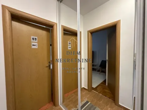 Izdavanje, jednosoban stan, 44m², Momišići, Podgorica - image 14