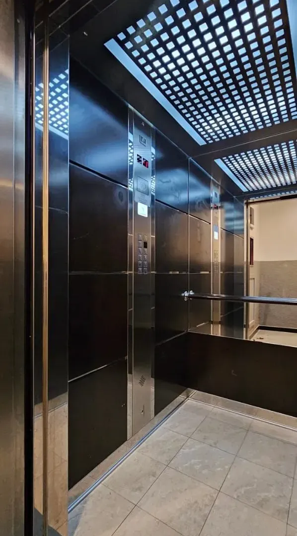 Sale, three bedroom apartment, 89m², Centar, Budva