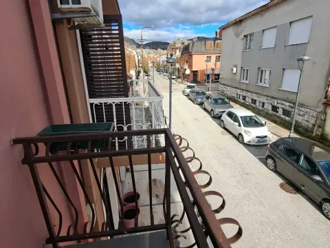 Rent, one bedroom apartment, 55m², Centar, Cetinje - image 6