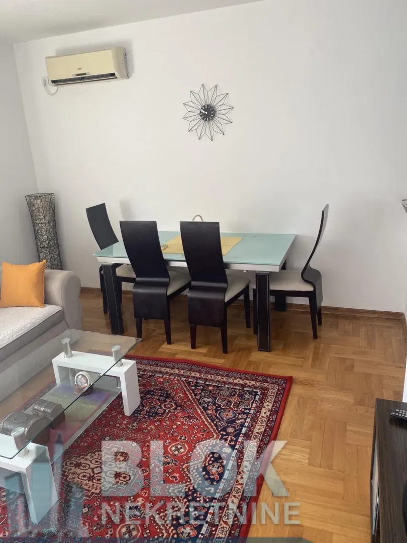 Izdavanje, jednosoban stan, 55m², Preko Morače, Podgorica