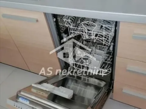 Izdavanje, trosoban stan, 126m², Vukov Spomenik, Zvezdara Sve Podlokacije - image 10