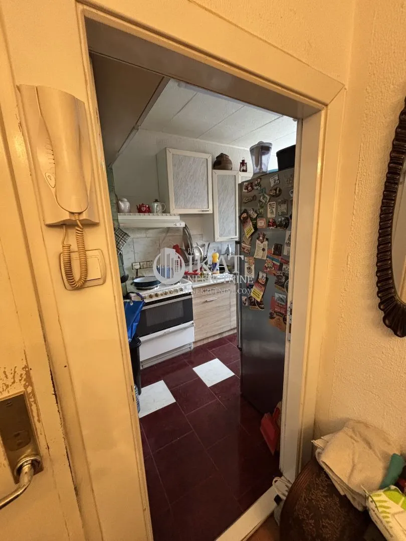 Sale, three bedroom apartment, 77m², Brace Jerković, Voždovac Sve Podlokacije