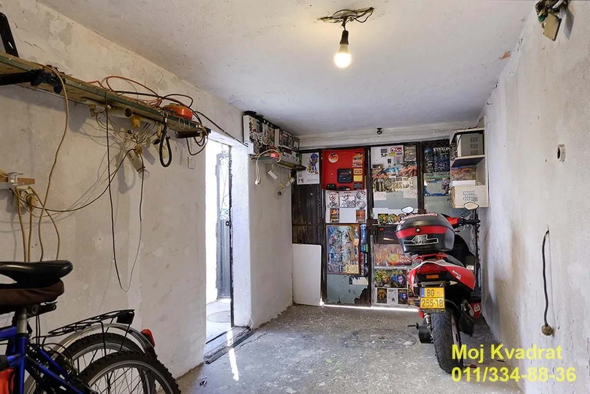Prodaja, trosoban stan, 69m², Vračar Sve Podlokacije, Beograd