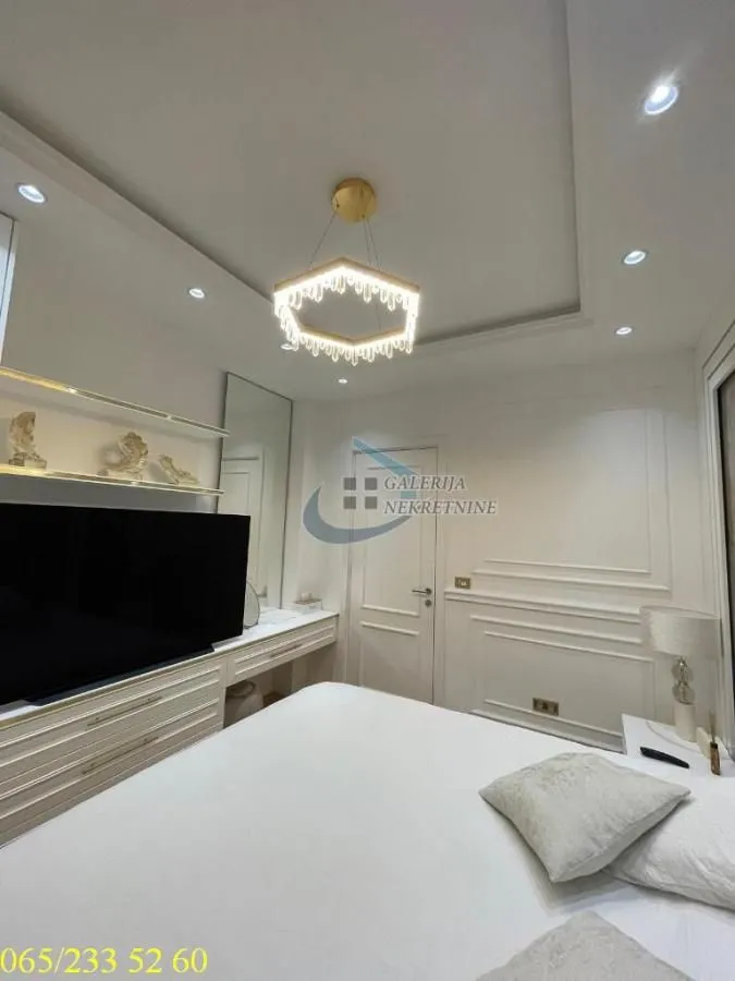 Prodaja, četvorosoban stan, 175m², Savski Venac, Beograd
