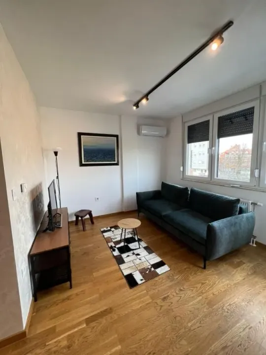 Prodaja, garsonjera, 27m², Bulevar patrijarha Pavla, Novi Sad Sve Podlokacije