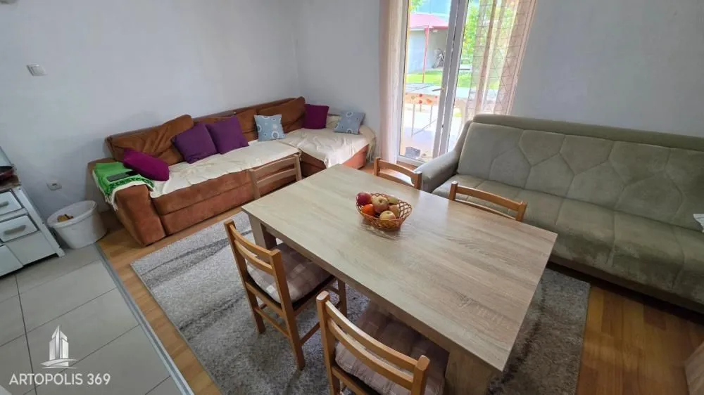 Prodaja, kuća, 453m², Zemun Sve Podlokacije, Beograd