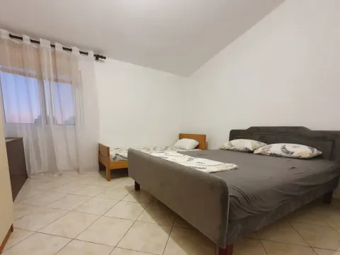 Izdavanje, dvosoban stan, 80m², Ilino, Bar - image 2